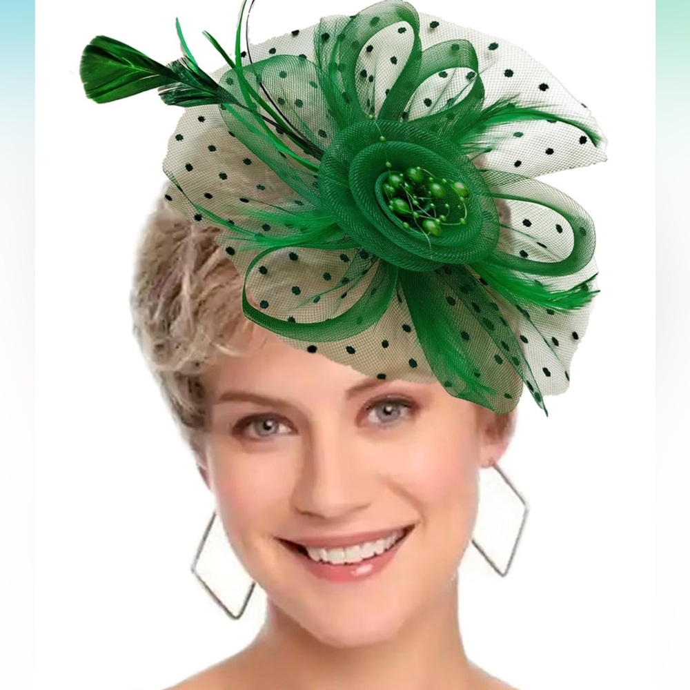 Spectacular Green Big Bold Bow Fascinator green Derby Tea NWT